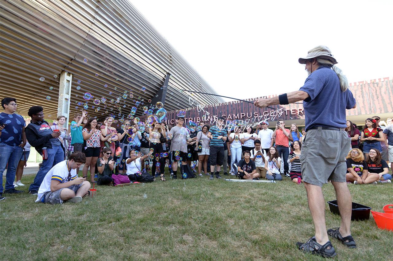 Illinois Tech Welcomes Largest Class of First-Year Students in 30 Years