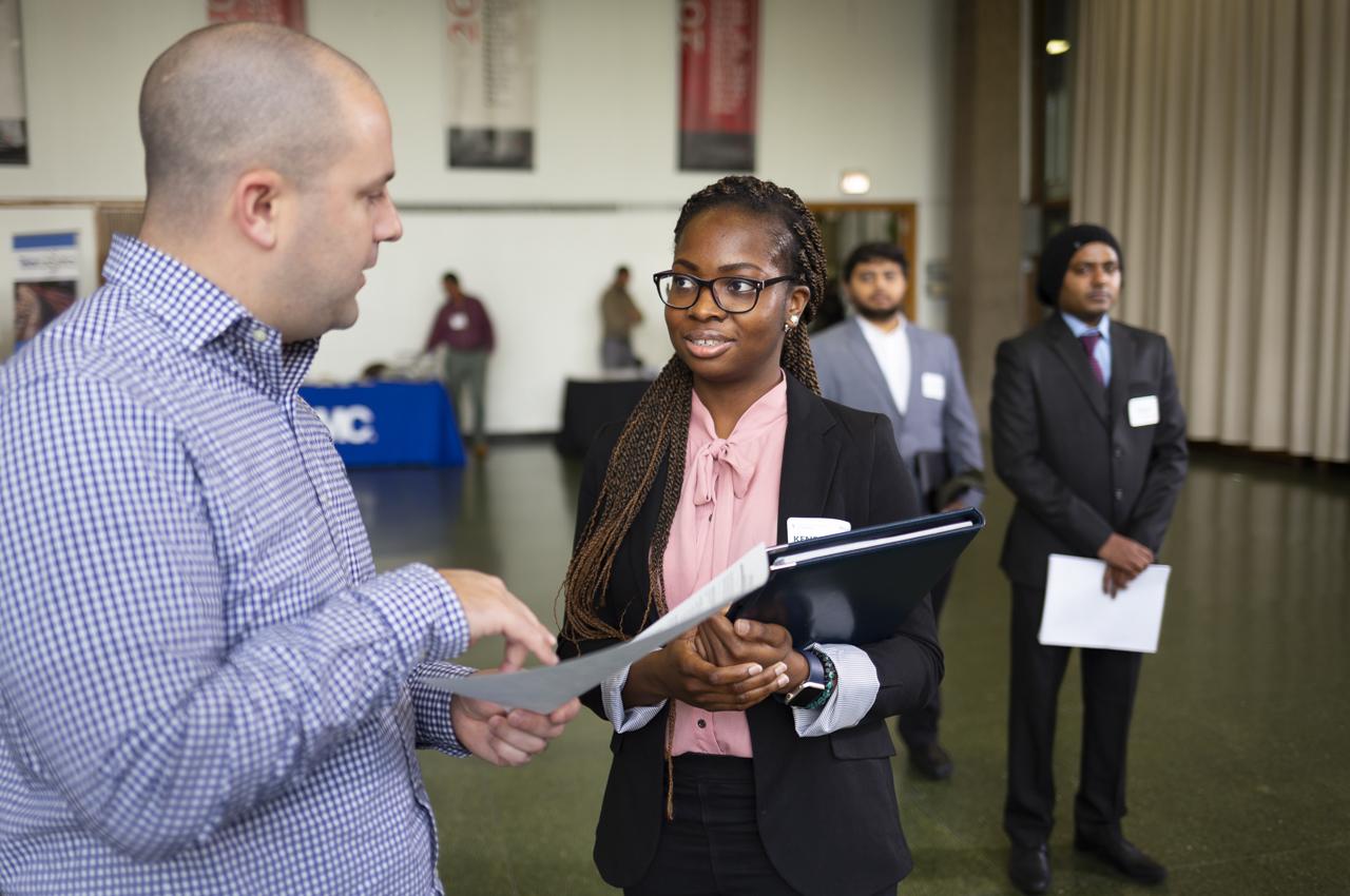 A stuart student attends a career fair