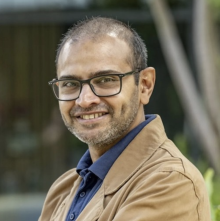 Headshot of Bharath Ganapathisubramani, professor of experimental fluid mechanics in the Department of Aeronautics and Astronautics at the University of Southampton