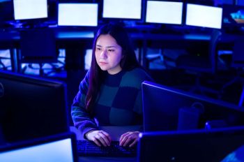 Anthea Gonzalez in a lab